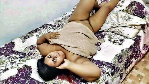 Curvy Indian stepmom hiding in towel, exposed pussy after masturbating