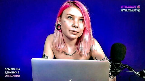 Helen Goat pink-haired tattooed model topless in amateur stream