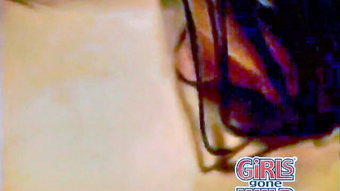Amateur GGW threesome with brunette beauty close-up