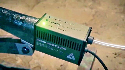 Lara Croft hentai vaginal punishment scene with mechanical device