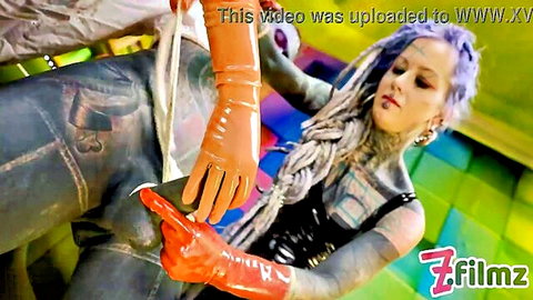 Anuskatzz latex dominatrix femdom anal fisting BDSM with sissy