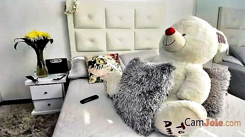 Hot Latina babe fills her tight pussy with toys in steamy solo play