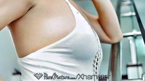 Busty stepmom in white cutout top showing sideboob tease