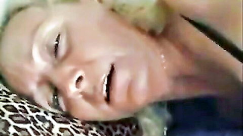 Blonde mature woman in ecstasy, French classic porn close-up