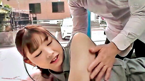 Japanese amateur in school dress groped outdoors by suited man, 10musume JAV