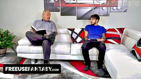 Honey Hayes as cute gamer girl with stepbrother on couch, FreeUse Fantasy