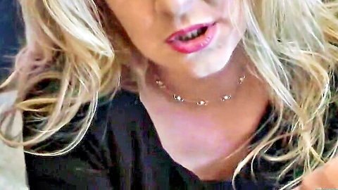 Oral Amber as sexy housewife in POV oral tease, blonde with red lips