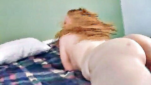 Redhead Montana nude on bed, big ass up, looking back seductively