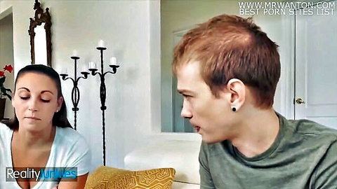 Melanie Hicks as stepmom in taboo chat with stepson and friend