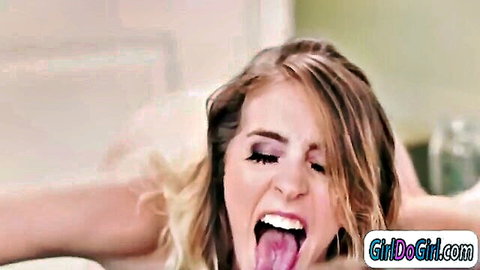 AJ Applegate and Cadence Lux squirting in each other's faces intensely