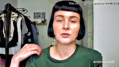 Sexy French amateur babe with bob haircut in green top teasing solo