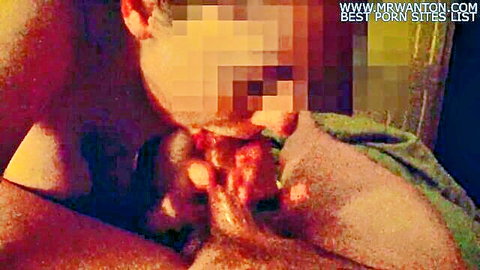 Amateur close-up blowjob with oral creampie action