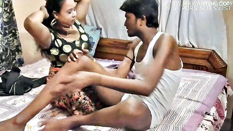 Indian Bhabhi seduces and teaches brother fucking in intimate scene