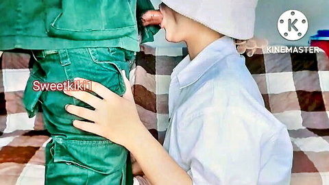 Amateur college girl blowjob to boyfriend in casual clothes