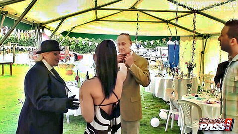 Katie Fox in public garden orgy event with group