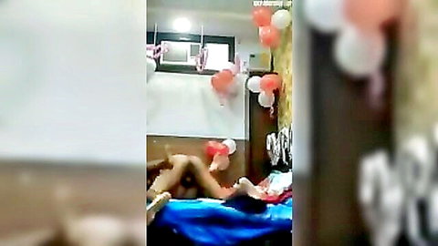 Desi Pakistani aunty spreading legs on bed in homemade chudai video