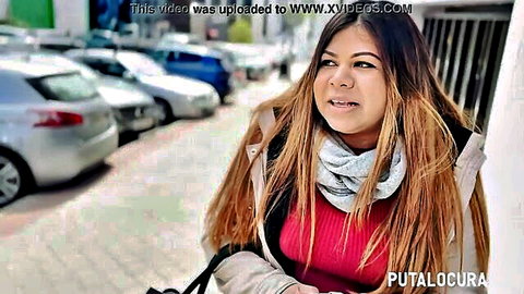 Latina from El Salvador convinced for street sex, outdoor pickup in coat and scarf