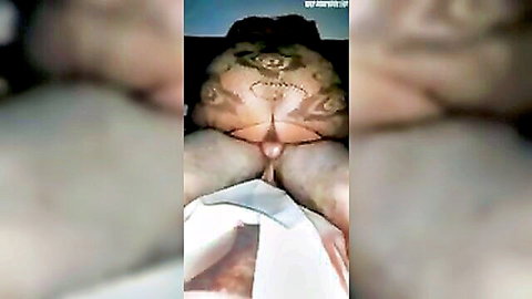 Romanian wife creampie close-up from behind, explicit penetration