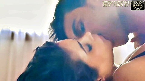 Sarla Bhabhi in passionate neck kiss, sexy black lingerie cleavage