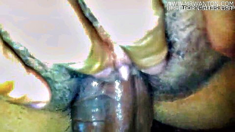 Close-up amateur penetration of wet pussy in neighbor fuck video