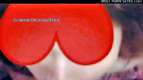 Exposed Turkish wife heart-shaped red ass closeup on xHamster