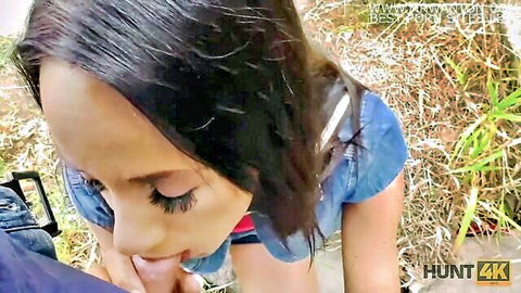 Brunette slut gives outdoor blowjob in Hunt4K cash-for-sex scene