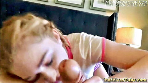 Callie Black sucks hairless cock in teen nympho Tinder hookup