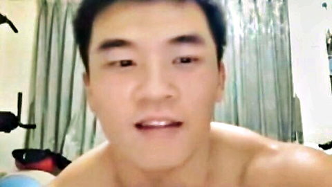 Hot Taiwanese muscle hunk Rocky topless on cam, showing face and body