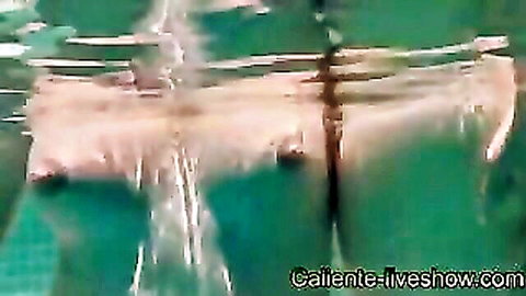 Amateur French lesbian Alda in steamy underwater cam2cam live show