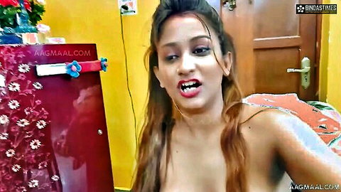 Hot Indian babe bares her perky tits and grimaces with open mouth in steamy homemade clip