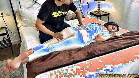 Punjabi bhabhi in colorful leggings groped by delivery guy on bed