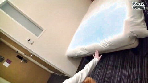 Angel 18944 teases under white sheets in steamy Asian JAV scene
