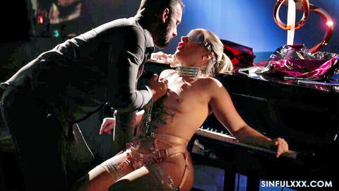 Blindfolded blonde Anna Claire Clouds in kinky harness with Dorian Del Isla