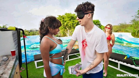 Nia Bleu in blue bikini gets cash from Nicky Rebel on rooftop