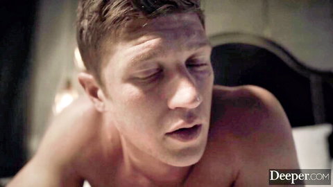 Oliver Flynn in intense ecstasy during wild threesome with Riley Steele - Tushy