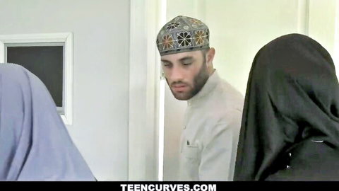 Violet Myers in hijab, Muslim fantasy with curvy babe and veiled partner