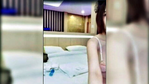 Thai models Nong Am and Nong Pang Hom in sexy lingerie live broadcast