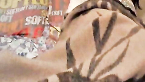 Husband fingers his fat wife's hairy pussy close-up on camera