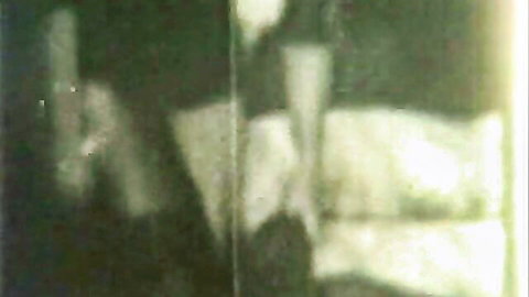 Linda Roberts vintage creampie closeup with natural tits in retro porn