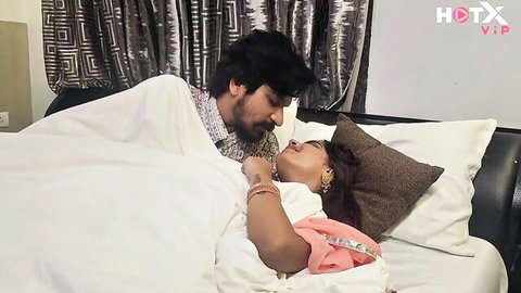 Desi blonde Bhabhi intimately kissed by brother-in-law in bed