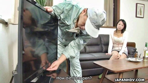 Big-titted Asian woman in blouse and skirt watches repairman in JAV scene