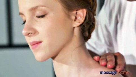 Shy 18yo gets neck massage from older man in erotic session