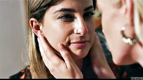 Serene Siren and Kristen Scott in close intimate face touch