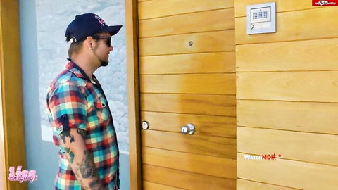 Pool boy with tattoos waits outside door for LissLonglegs POV blowjob action