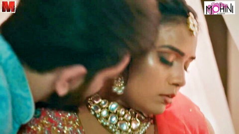 Desi cougar Mohini in red saree, intimate moment with man nuzzling neck
