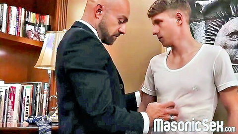 DILF Master Snow dominates fit apprentice in suit and tank top gay scene