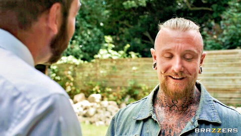 Tahlia Lane watches tattooed bearded man in outdoor Brazzers POV encounter