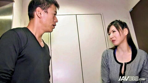 Busty Hitomi Ohashi in sexy blazer facing intense partner in JAV
