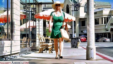 Blonde bombshell London River in sexy green dress showing big tits