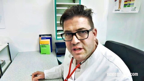 German Obgyn doctor in clinic ready for Lullu Gun's plump friends exam